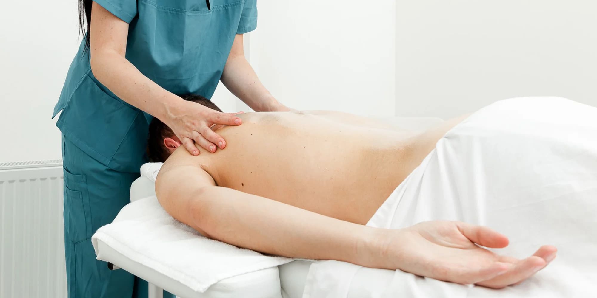 Vstříc odpočinku: relaxační či aromaterapeutická masáž i pečující rituál vč. lymfodrenáže a oxygenoterapie, 75 minut